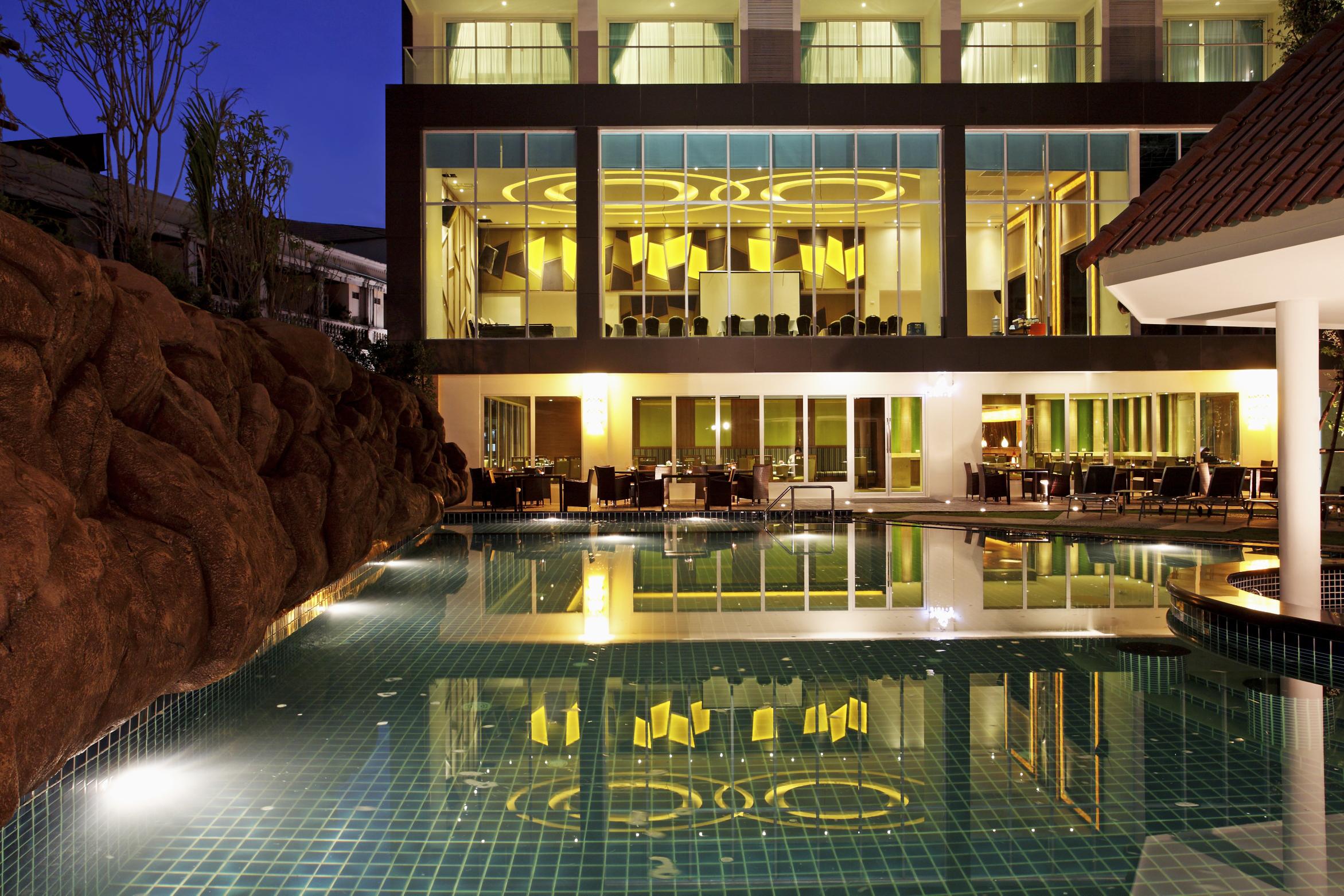 Centara Pattaya Hotel Eksteriør billede
