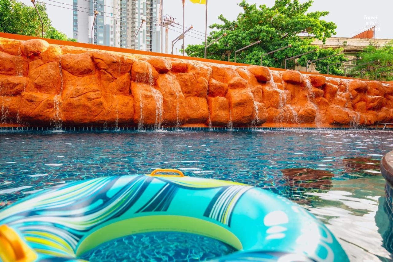 Centara Pattaya Hotel Eksteriør billede