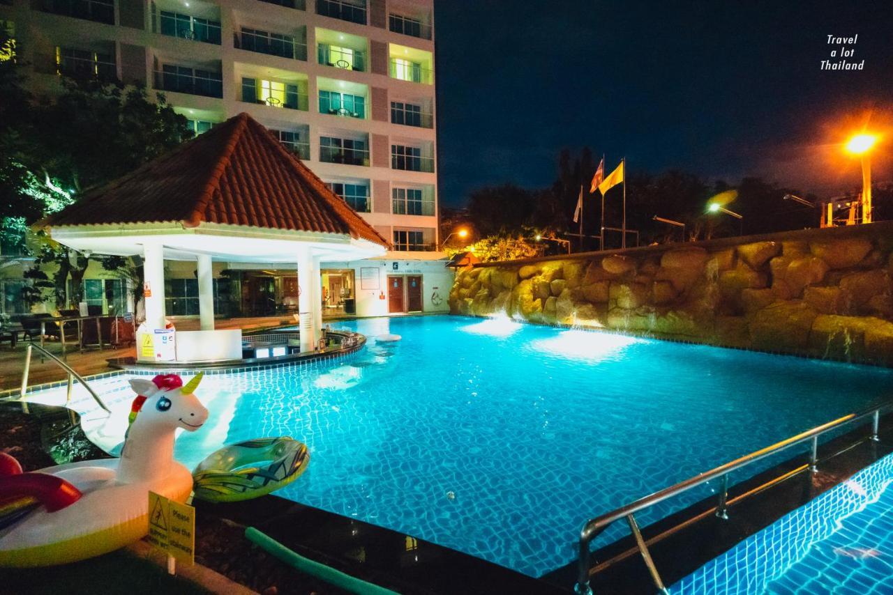 Centara Pattaya Hotel Eksteriør billede