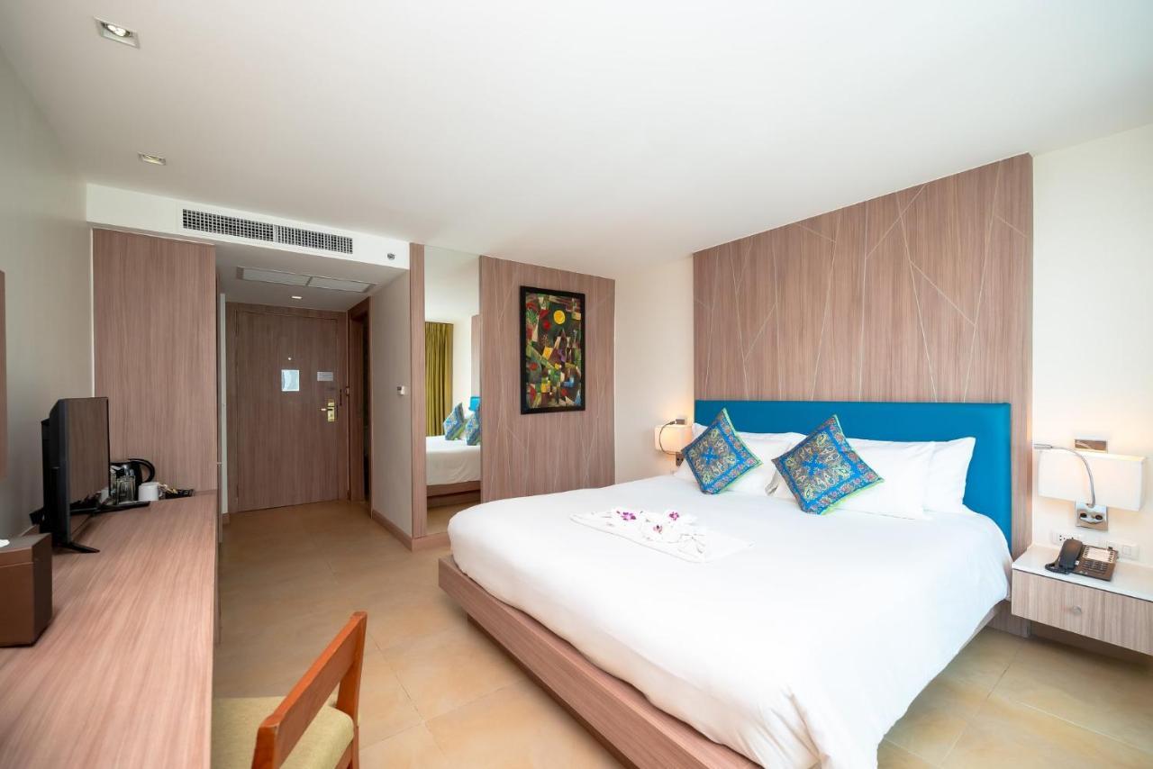 Centara Pattaya Hotel Eksteriør billede